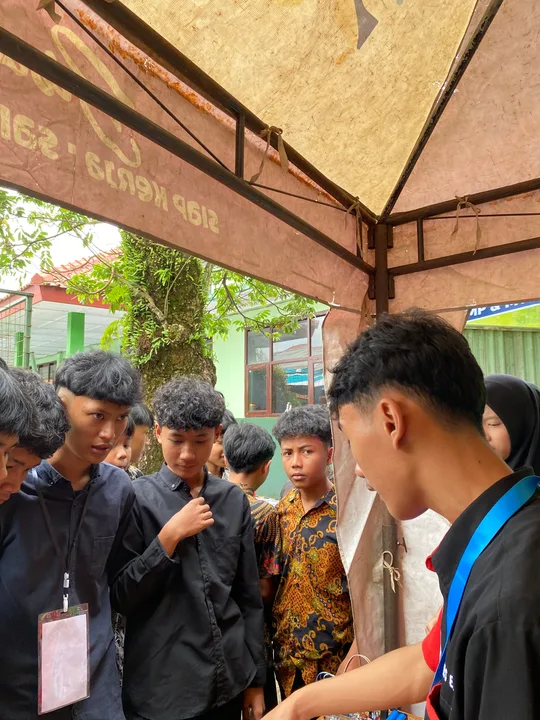 Perpisahan mtsn 4 kadugede