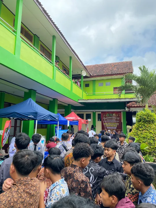 Perpisahan mtsn 4 kadugede