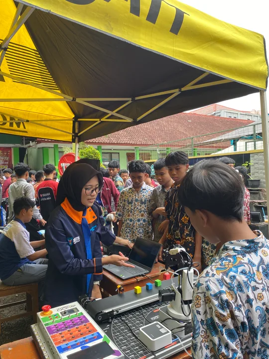 Perpisahan mtsn 4 kadugede